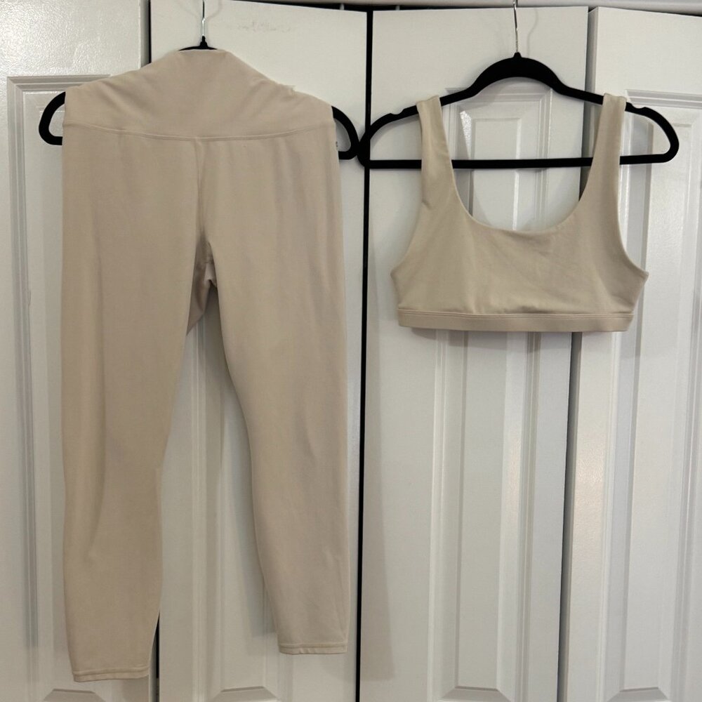 PureLuxe Ultra High-Waisted 7/8 Legging - Picture 3 of 7